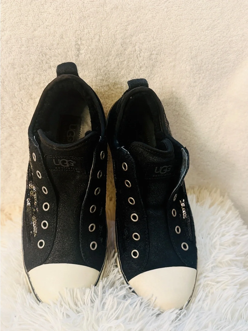 UGG Laela Sparkle Sneakers Women's Size 7.5 Black Glitter